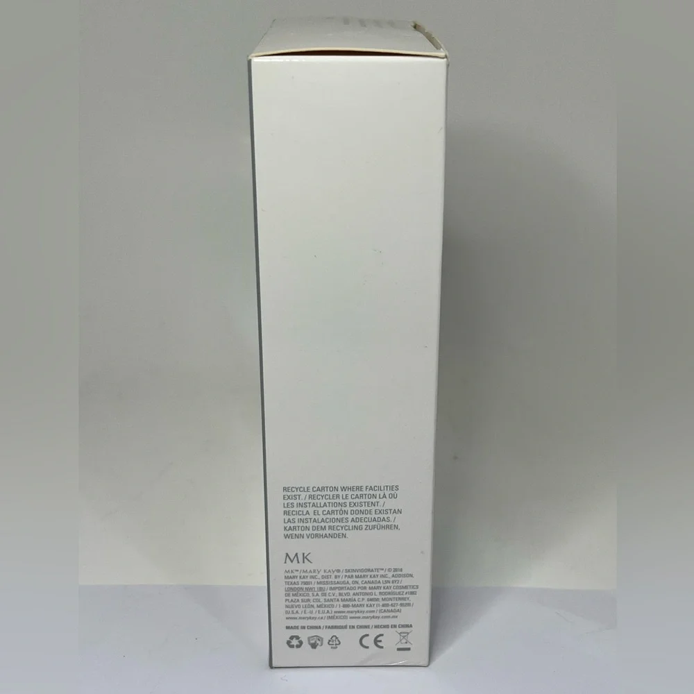 MARY KAY Skinvigorate Facial Cleansing Brush w/ Brush Heads